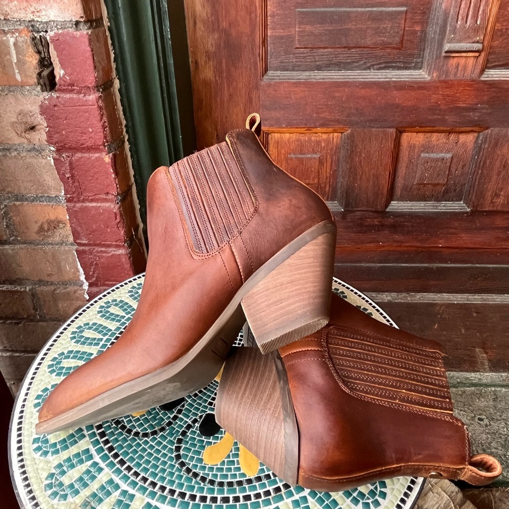 Women's Patina from Portland Leather Company - Picture 2 of 6